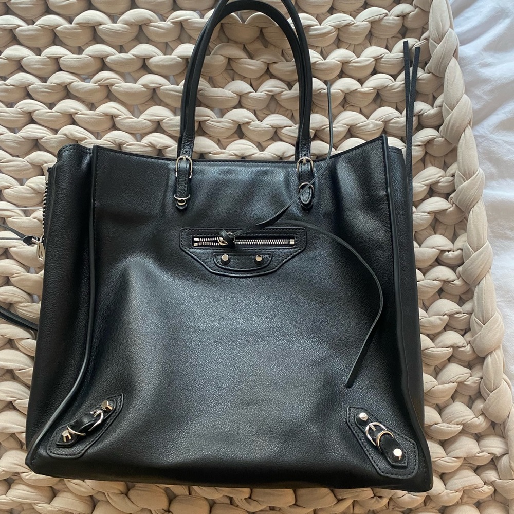 Balenciaga A5 Papier tote